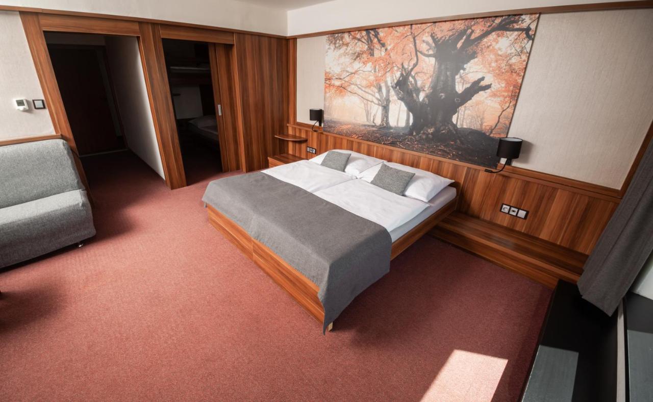 Hotel Kras Едовнице Экстерьер фото