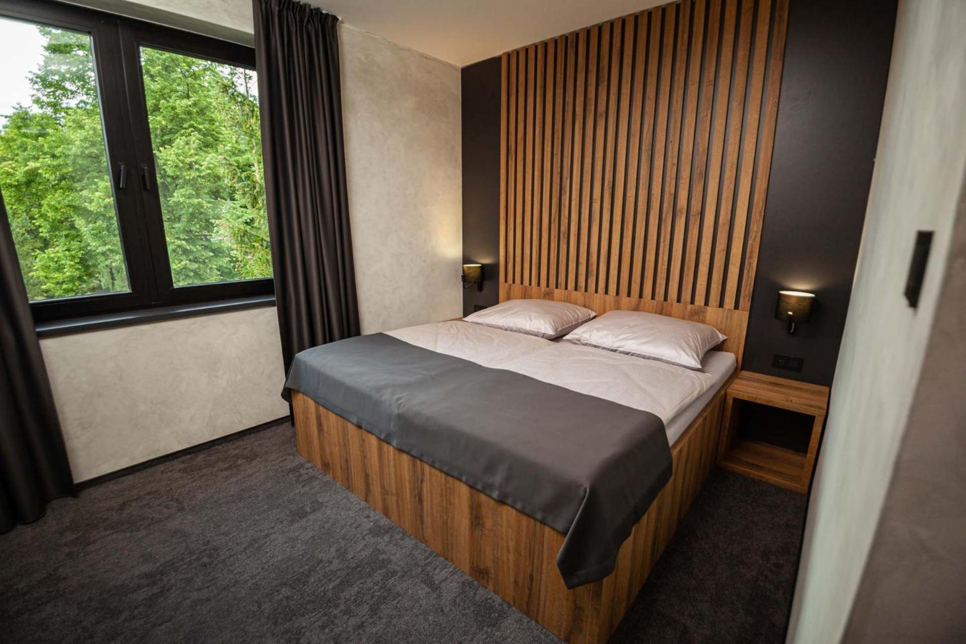 Hotel Kras Едовнице Экстерьер фото