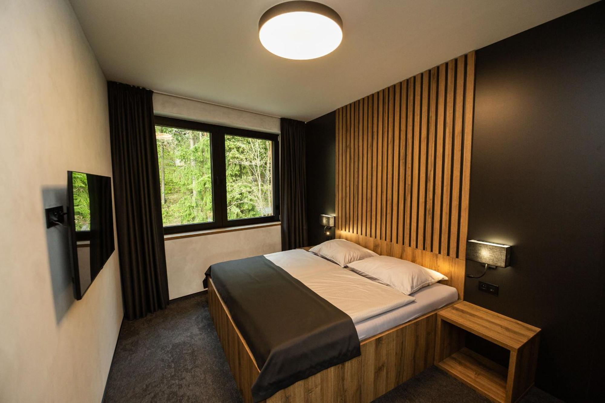 Hotel Kras Едовнице Экстерьер фото